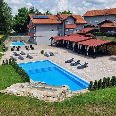 Hotel Plitvice Palace Grabovac  Zewnętrze zdjęcie