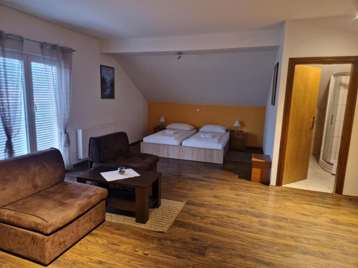 Hotel Plitvice Palace Grabovac  Zewnętrze zdjęcie