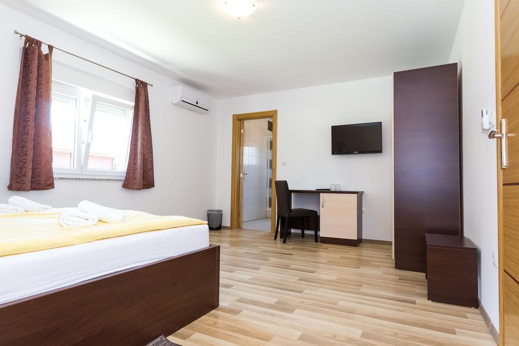 Hotel Plitvice Palace Grabovac  Zewnętrze zdjęcie